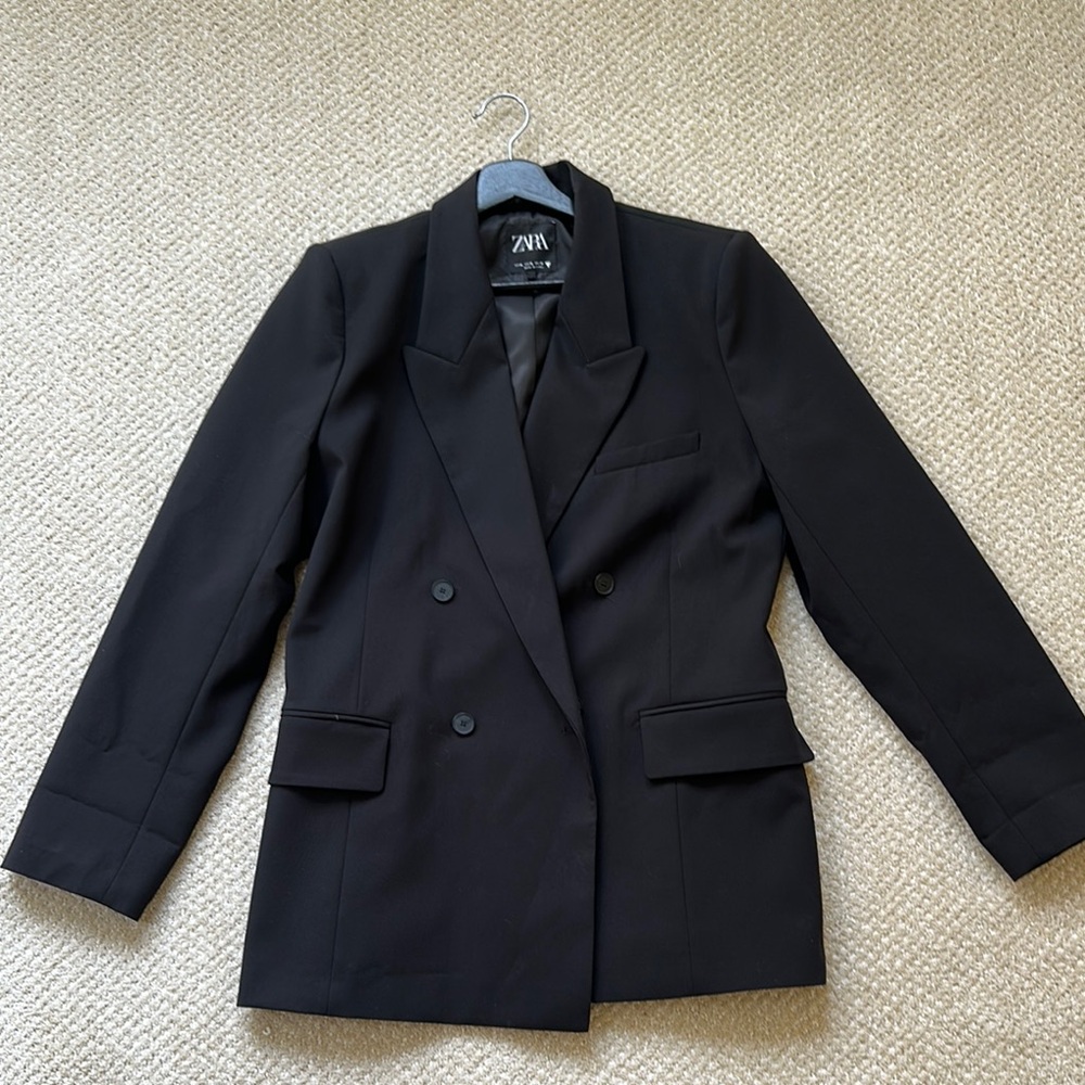 Zara Women's Black Blazer
